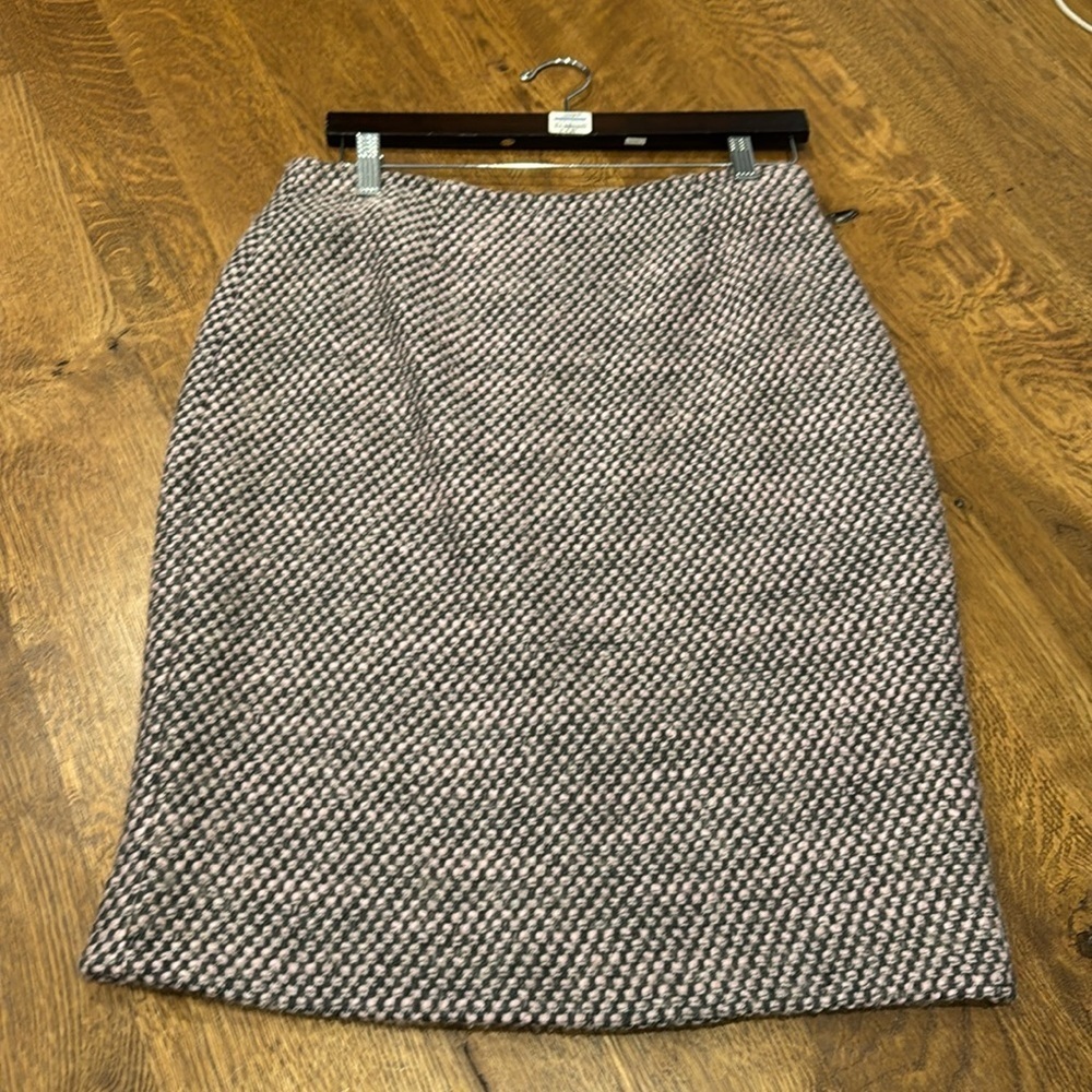 Jôn Women’s Midi Skirt Grey and Pink Size 10